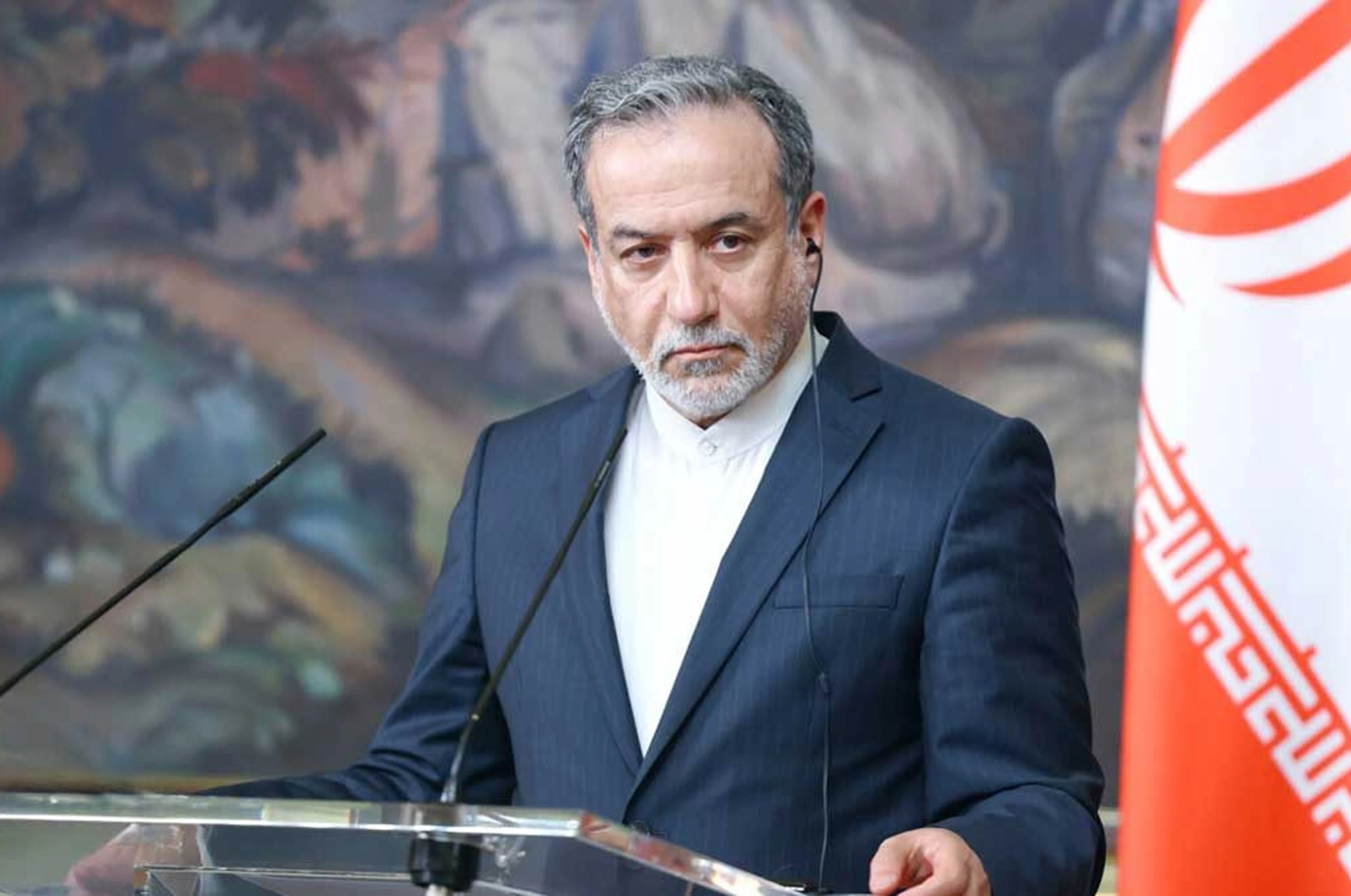 د ایران بهرنیو چارو وزیر: د اسرائیلو له وروستیو بریدونو موخه هېوادونو ته د اور غځول دي
