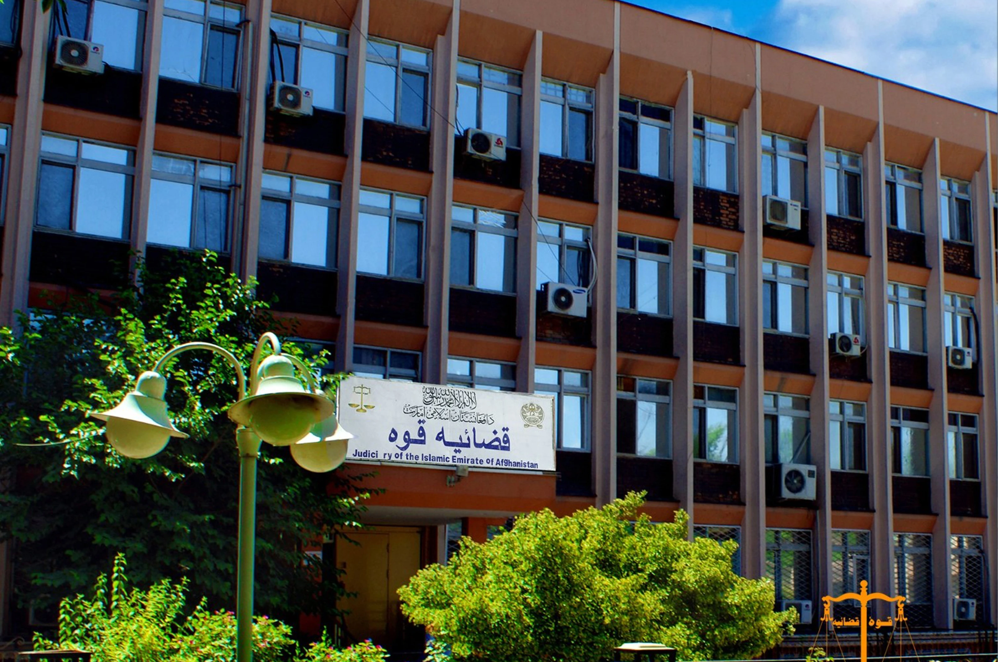 د اختر په مناسبت هېواد کې تر ۱۵۰۰ زیات زندانیان خوشې کیږي