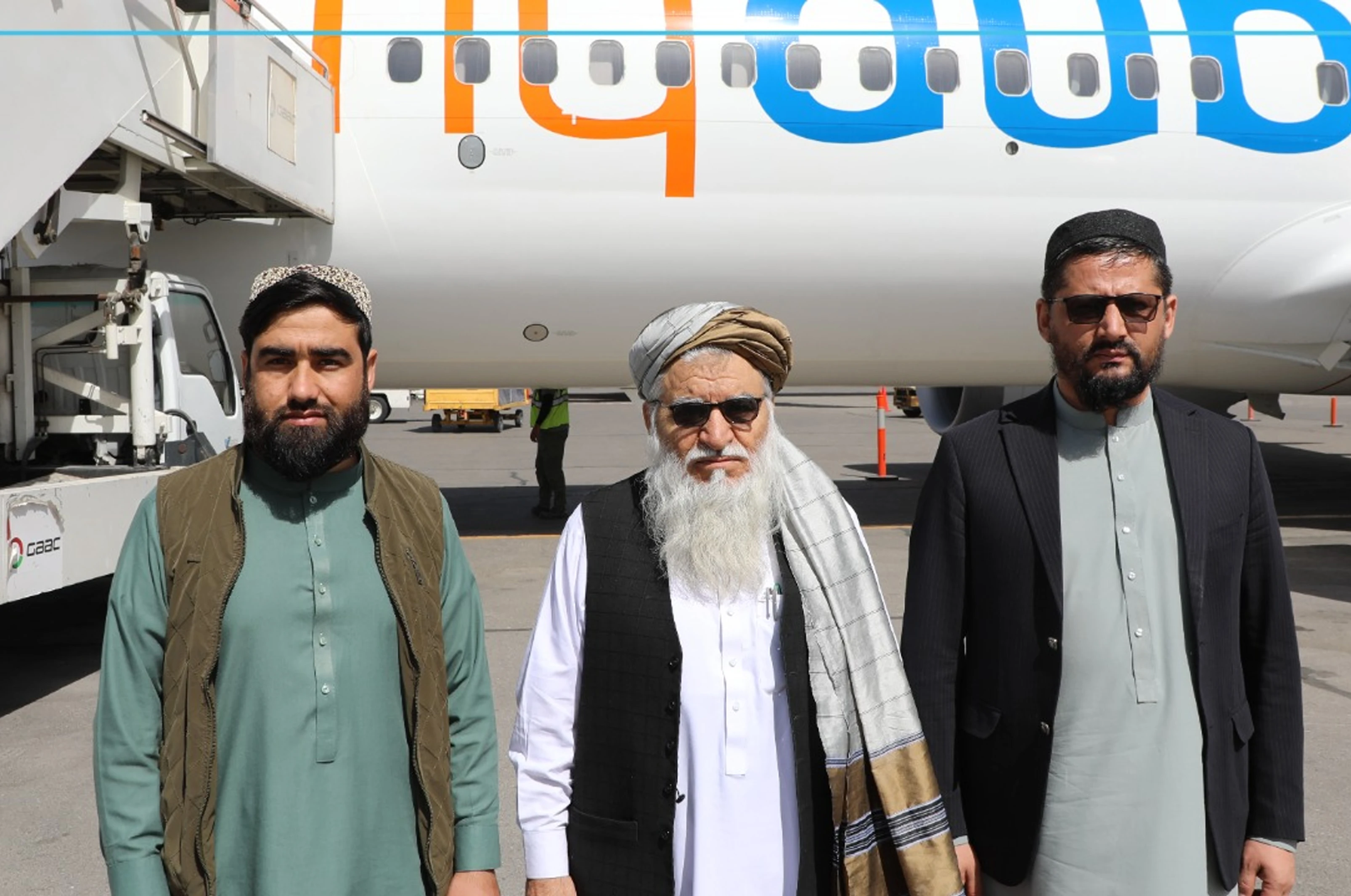 چاپېریال ساتنې ادارې مشر روسیې ته ولاړ