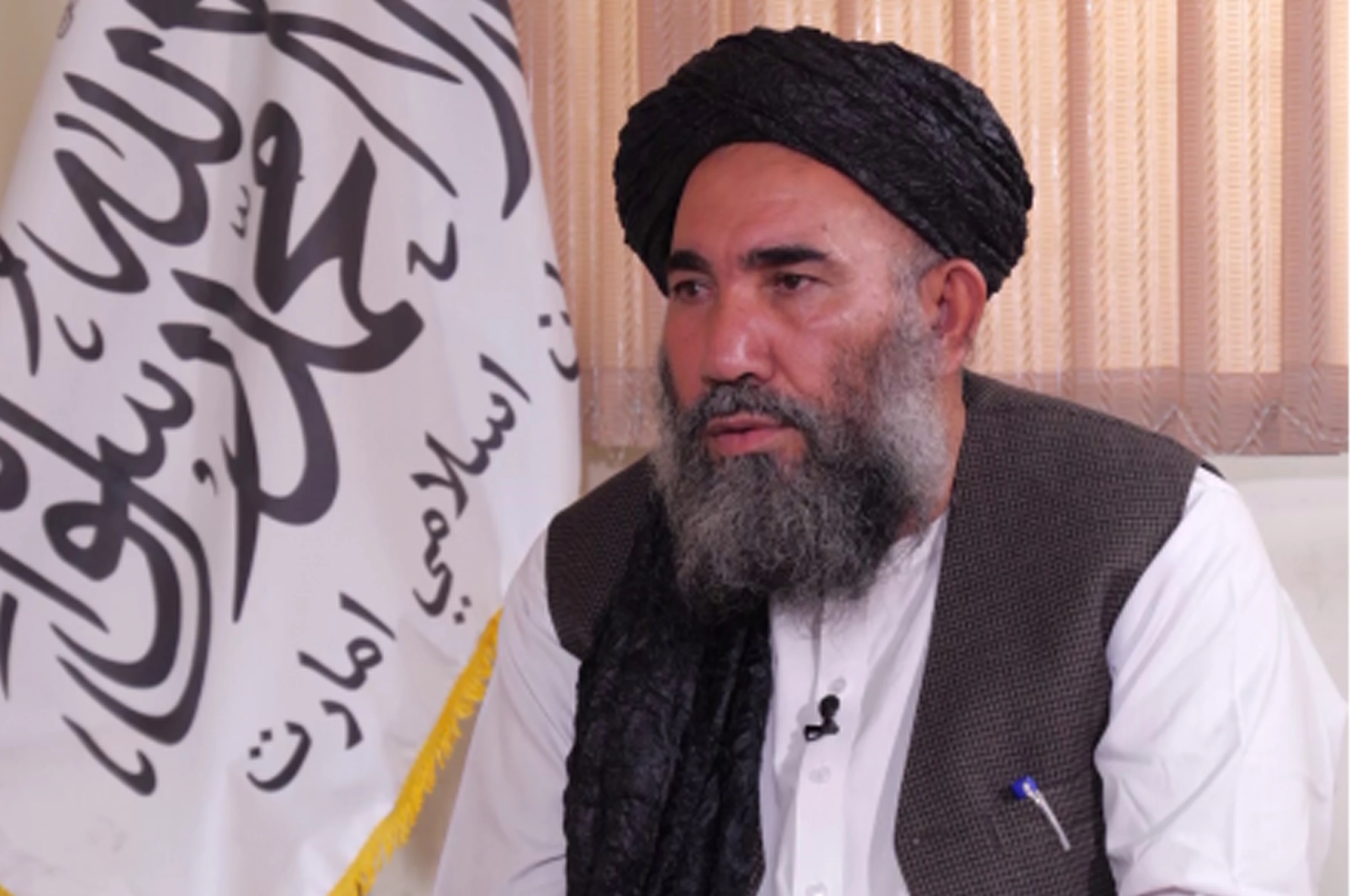 ملا عبدالسلام ضعیف: د امریکا دوستان باید له زیلنسکي عبرت واخلي