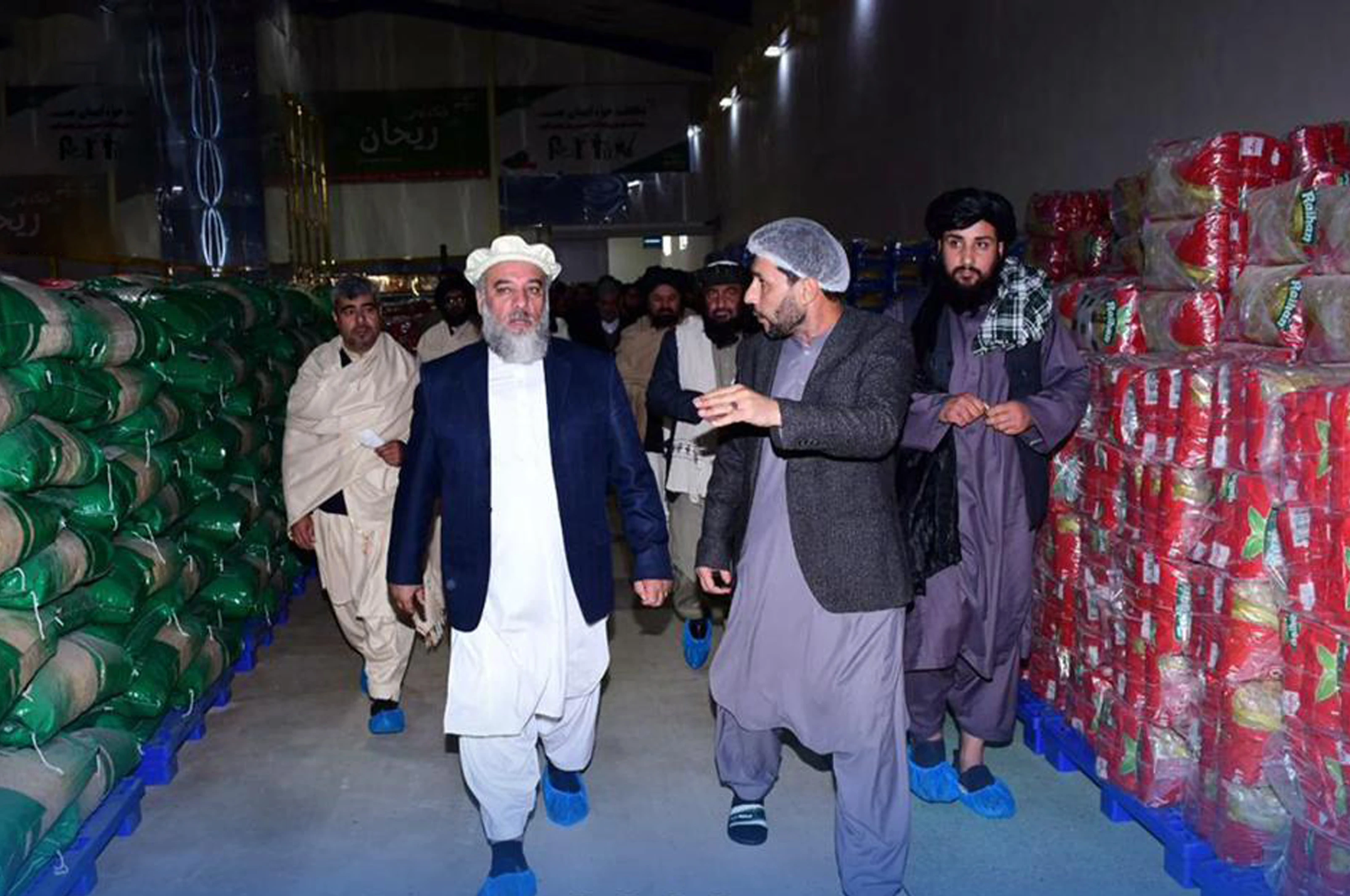 بلخ کې د مکروني تولیدي فابریکې په کار پیل وکړ
