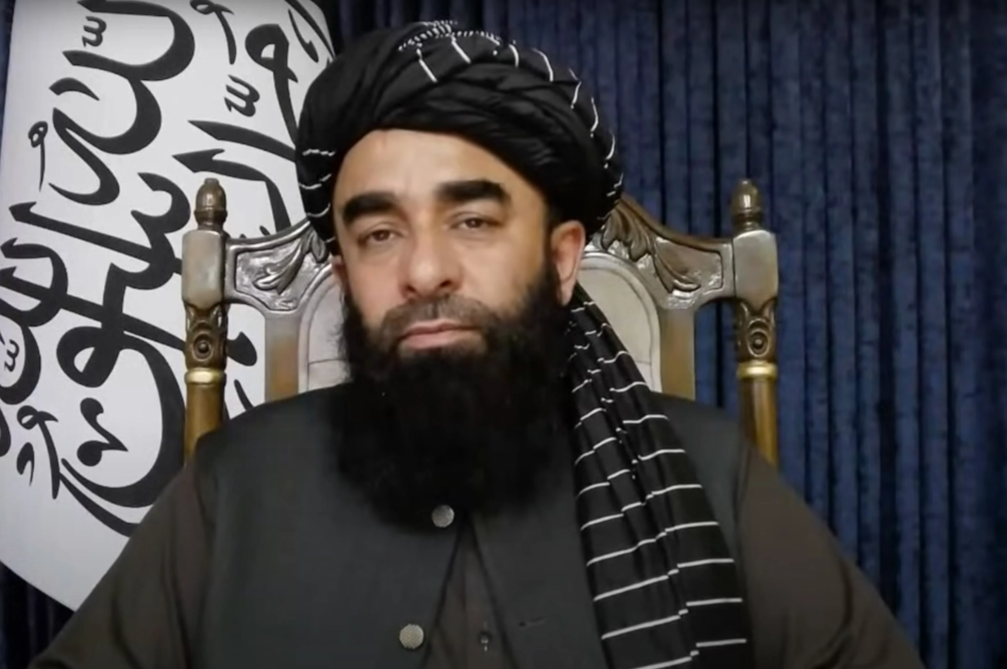 مولوي ذبیح‌الله مجاهد: هیڅوک دې د هېواد دفاع او ځمکنۍ بشپړتیا په اړه اندېښنه نه کوي