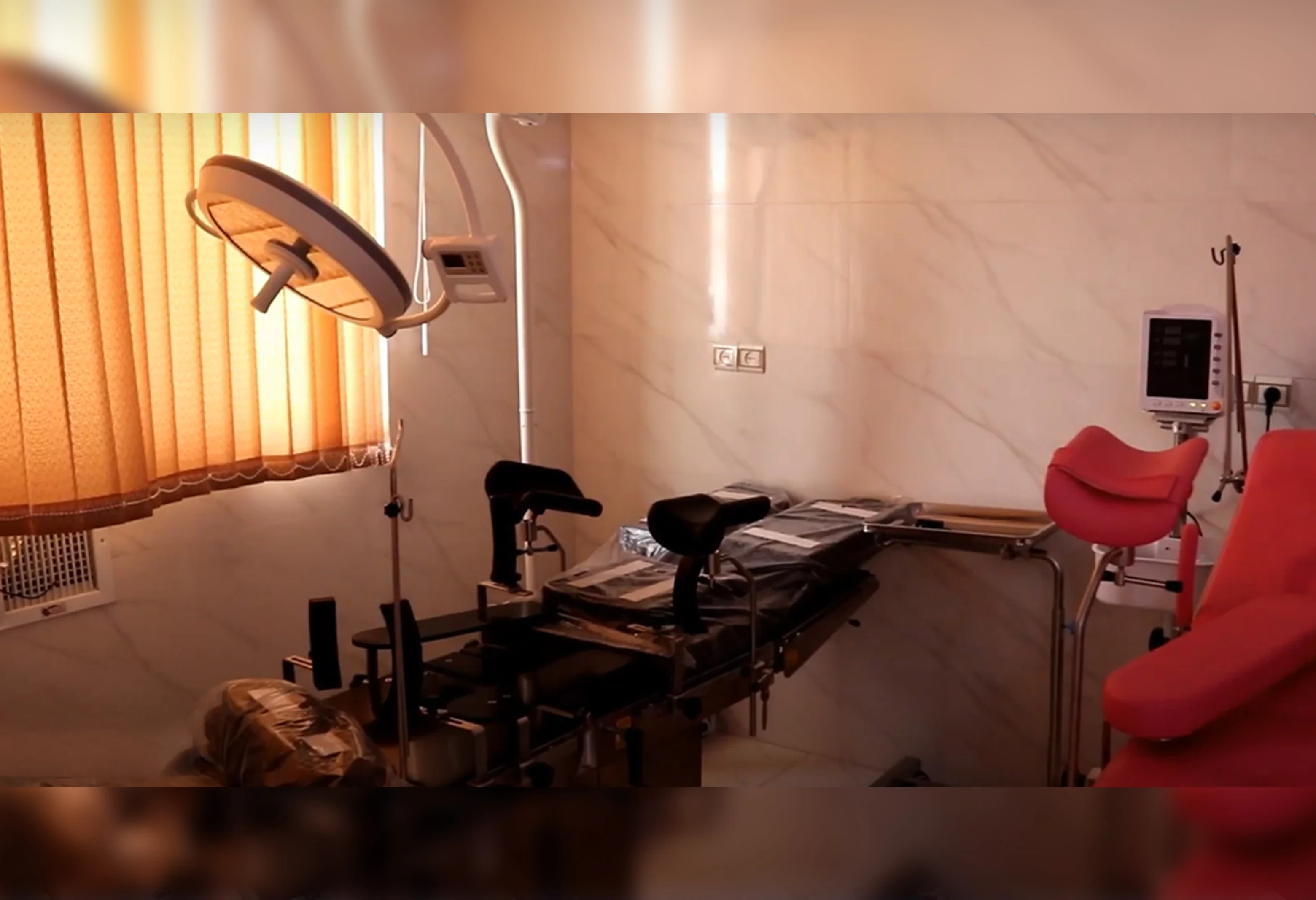 مستثمر أفغاني يُنشئ مركزًا صحيًا جديدًا في ولاية فراه