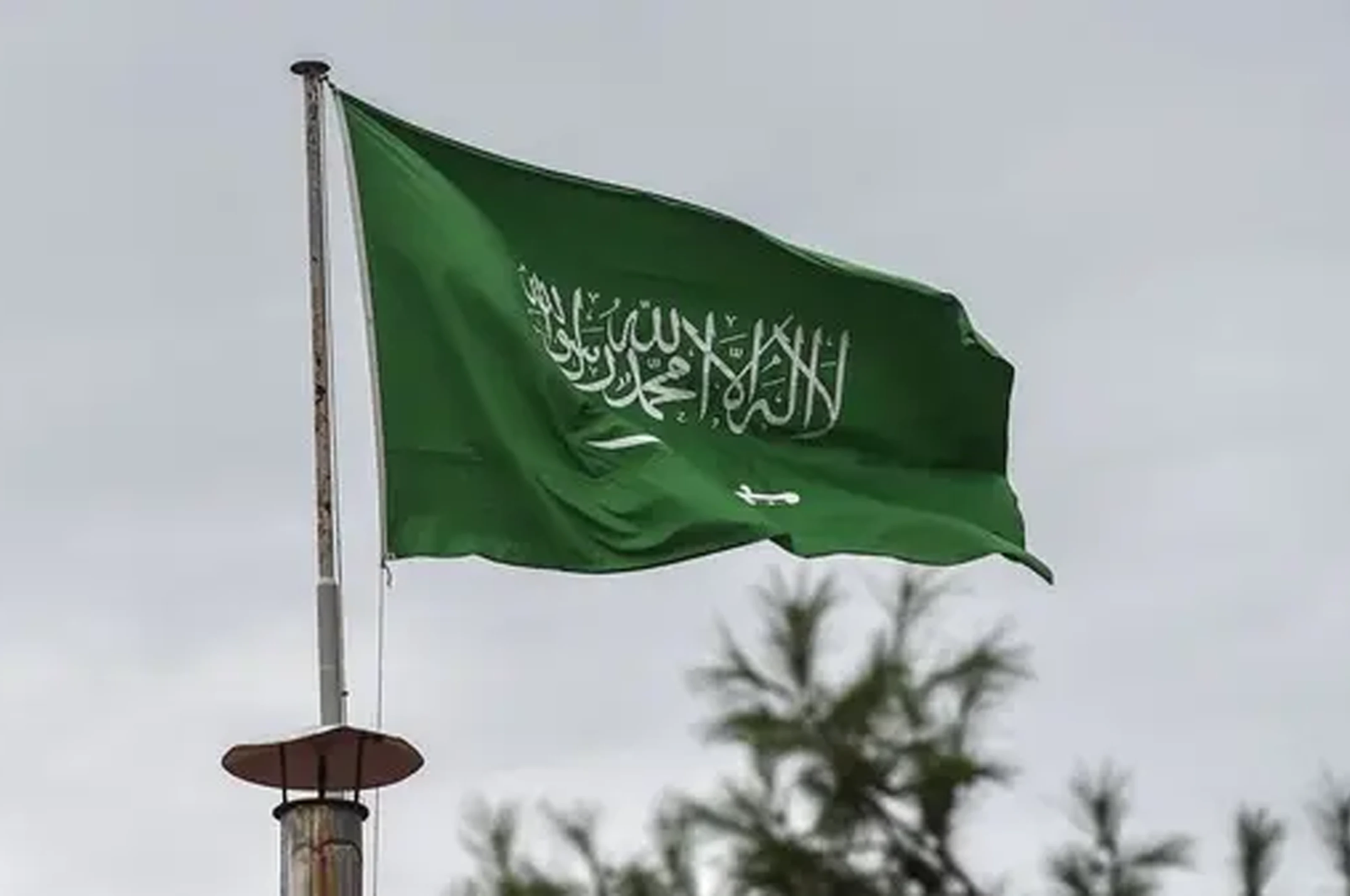 کابل کې د سعودي عربستان سفارت خپل سفارتي خدمات بیا پیل کړل