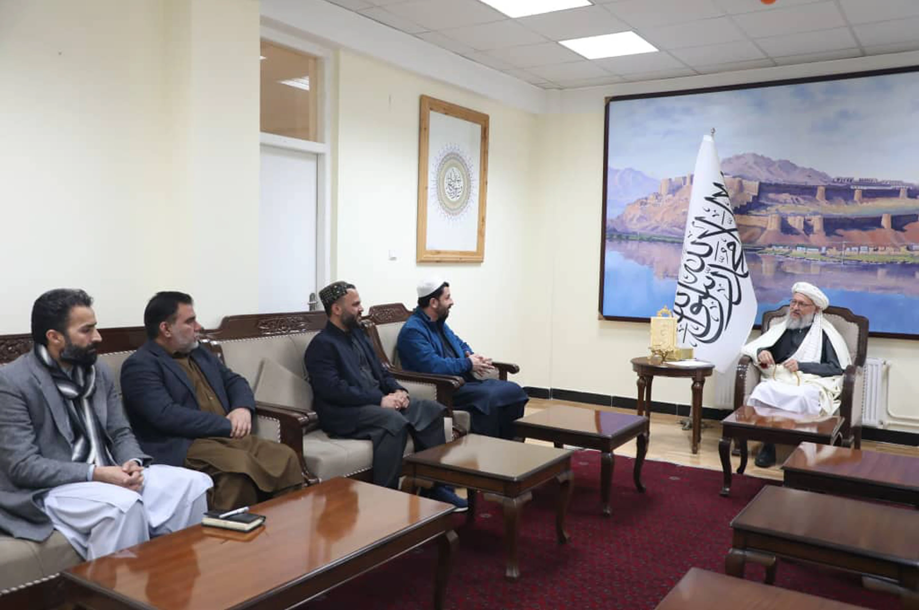 د سرطاني ناروغيو د درملنې لپاره روغتون جوړو