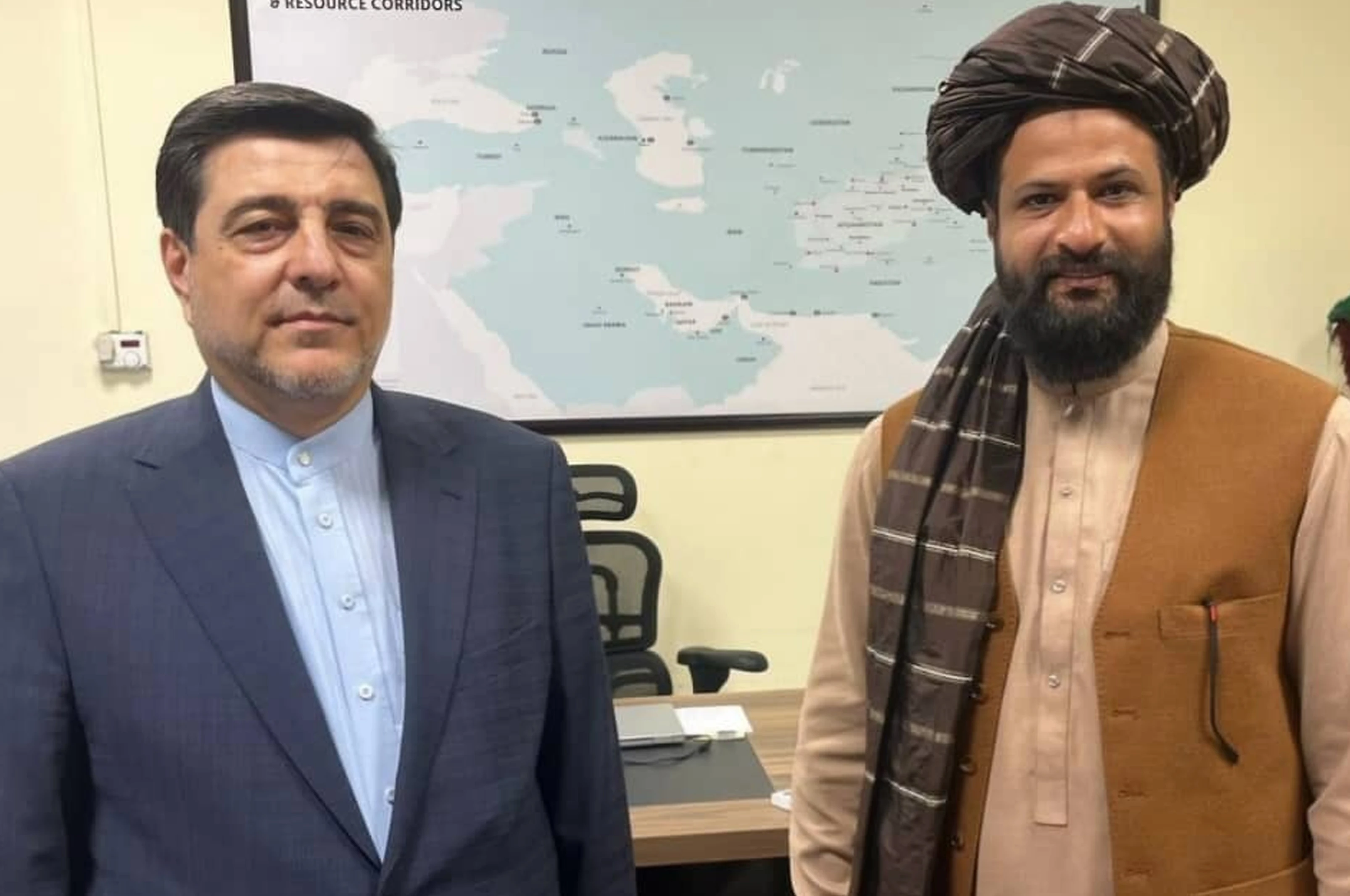 د افغانستان او ایران بهرنیو چارو وزارتونو چارواکو سره کتلي