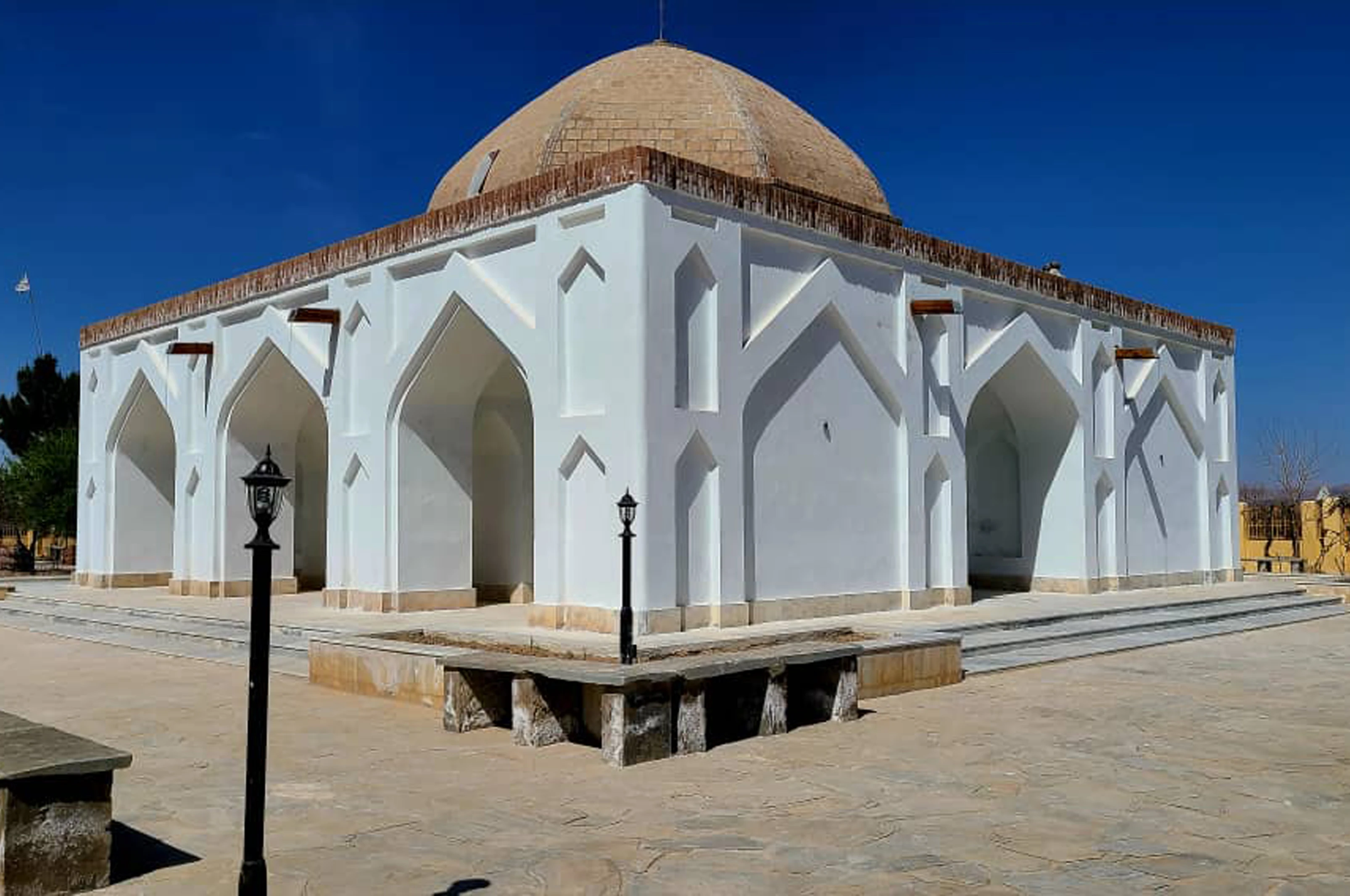 د زرغونې انا مقبرې ترميماتي چارې پای ته ورسېدې