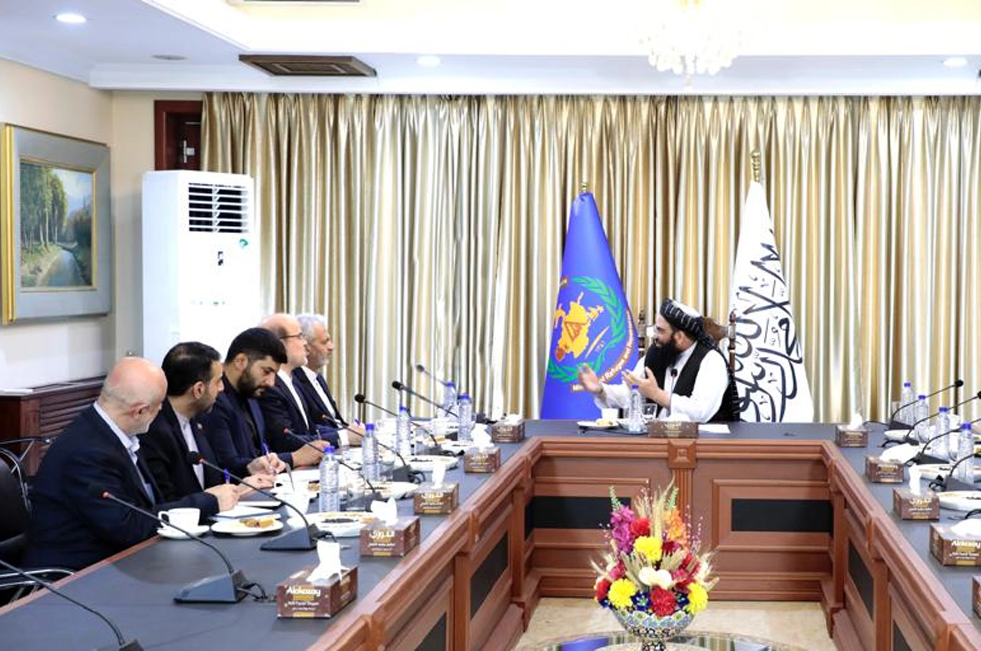 د کډوالو چارو وزیر: د کډوالو موضوع باید د دواړو ملتونو ترمنځ د اړیکو خرابېدو لامل نه شي