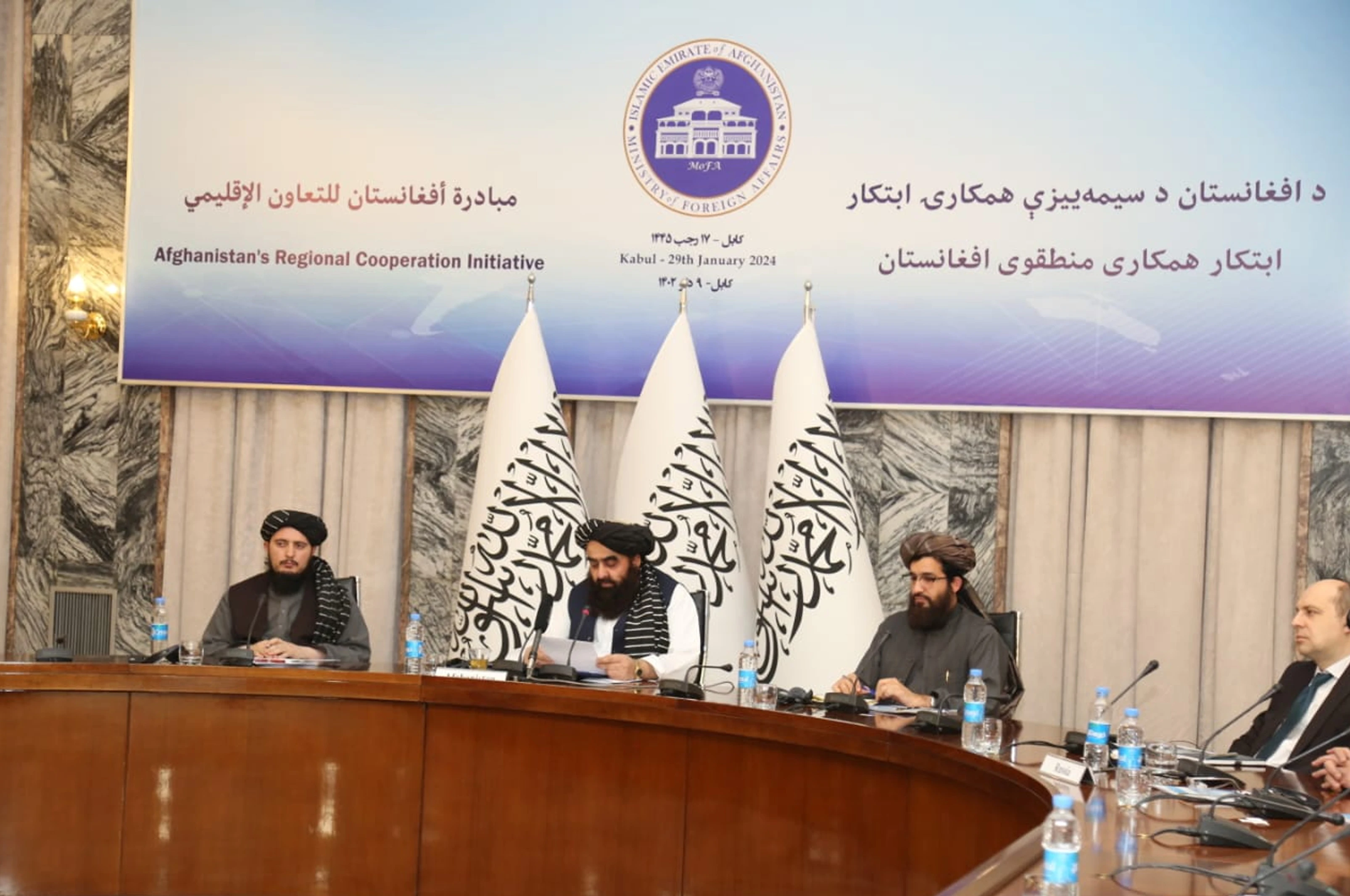 دنړۍ هېوادونه باید د افغانستان حکومت جوړښت ته احترام وکړي